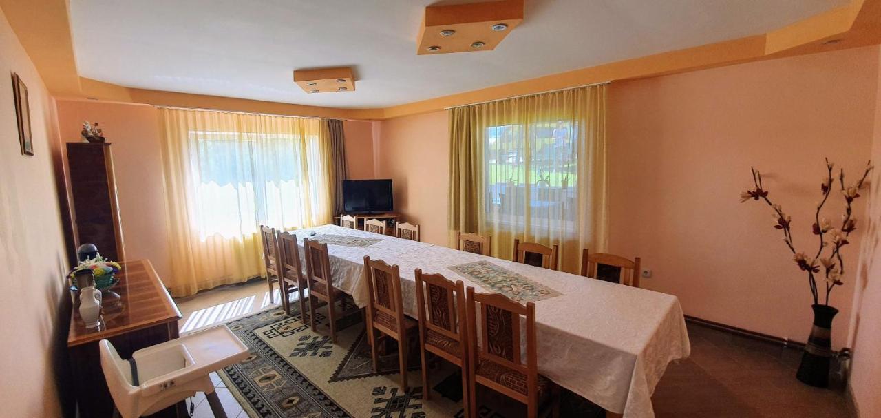 Гостьовий будинок Casa Elena Бран Екстер'єр фото